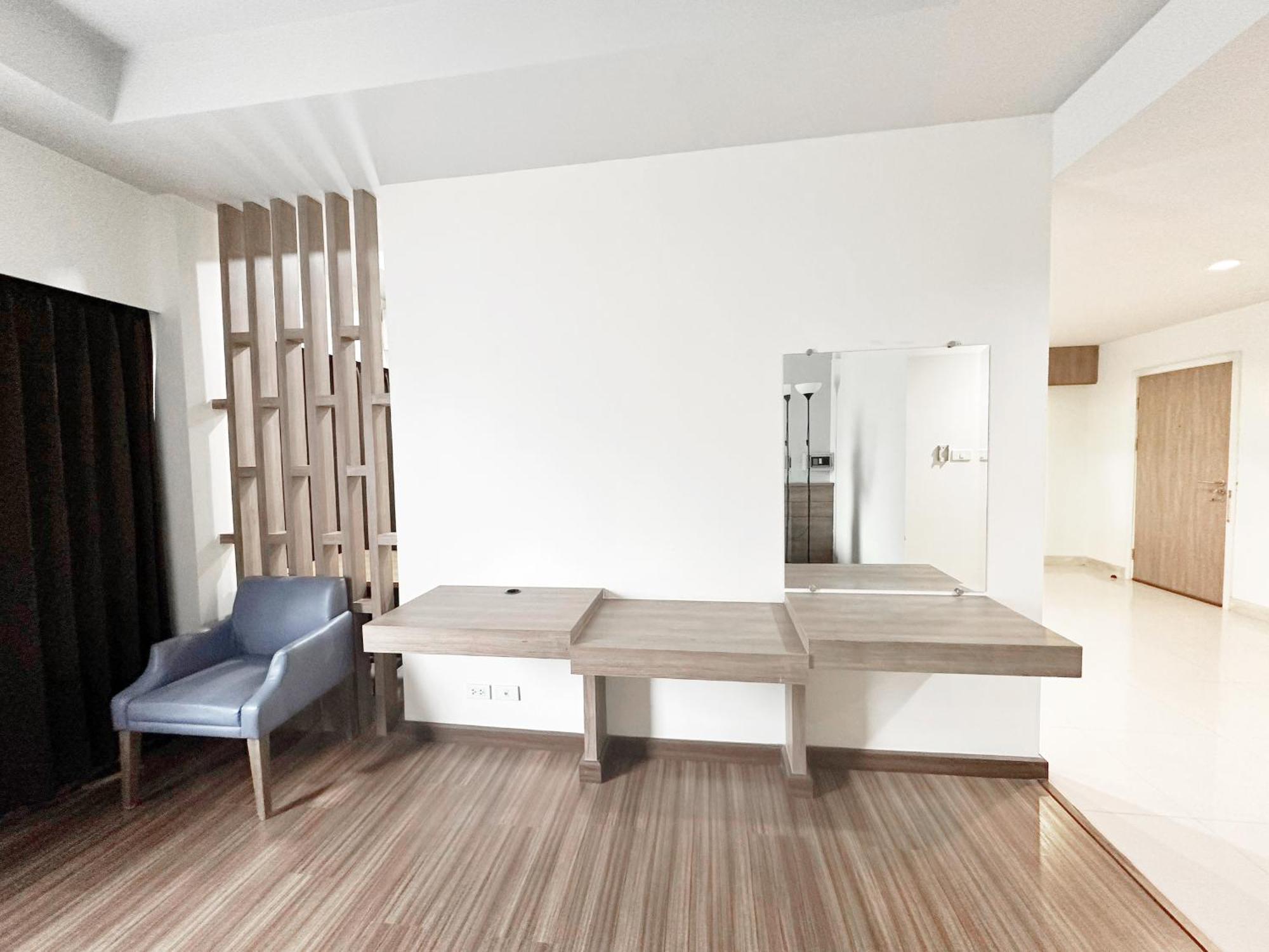 Akelada Hotel Nang Rong Luaran gambar