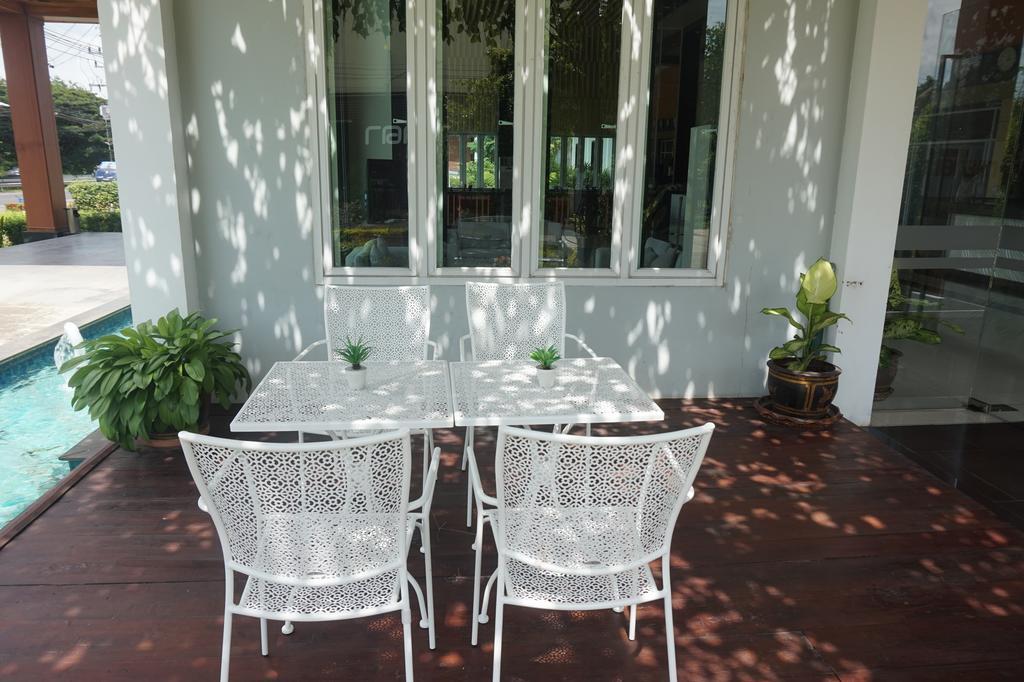 Akelada Hotel Nang Rong Luaran gambar